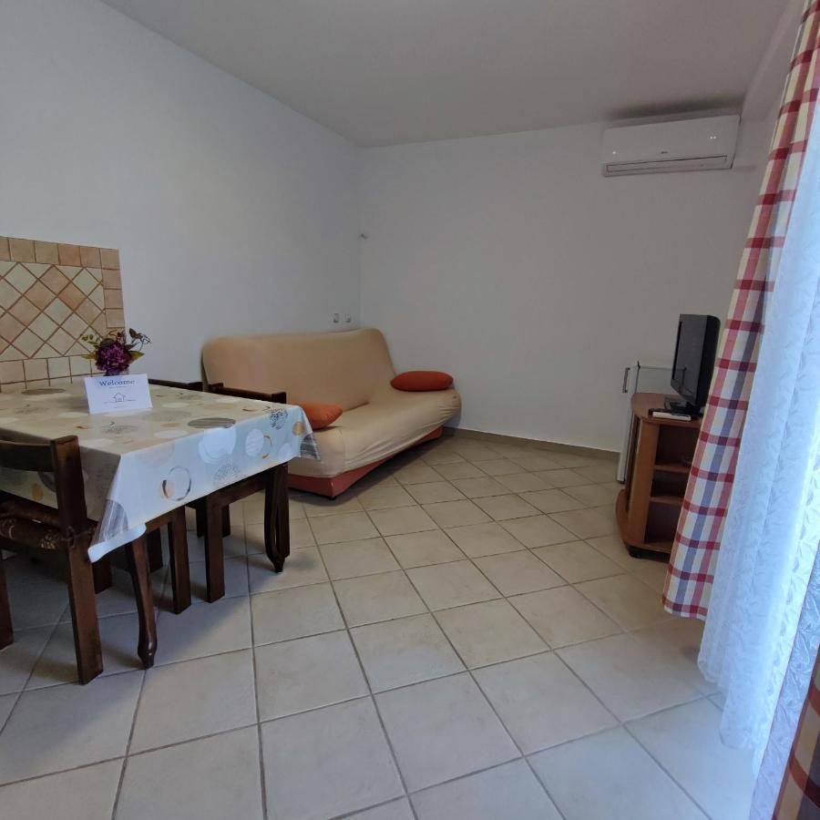 Apartmani Olivera 2 Supetarska Draga Eksteriør billede