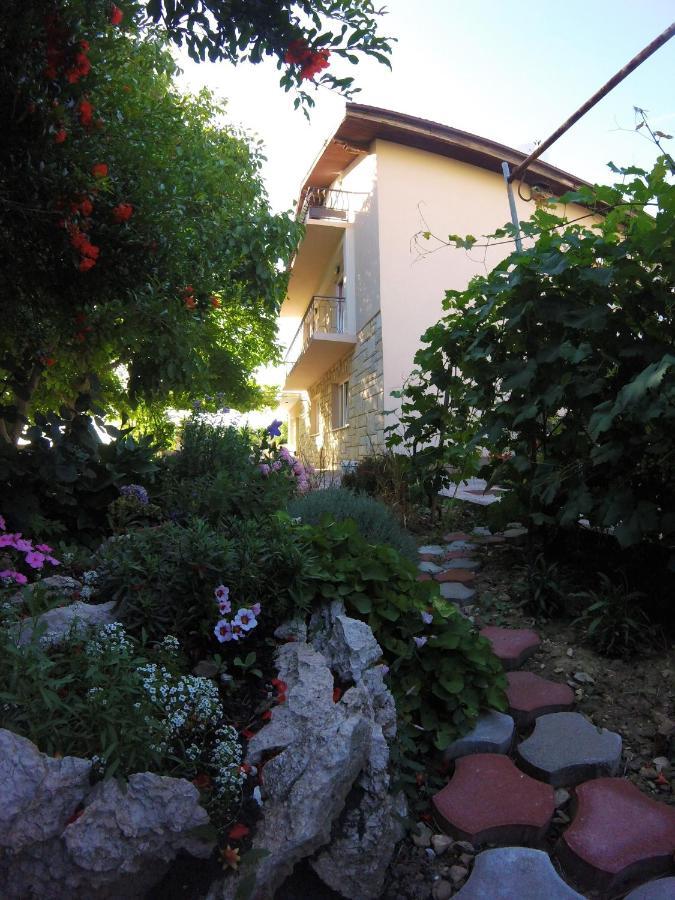Apartmani Olivera 2 Supetarska Draga Eksteriør billede